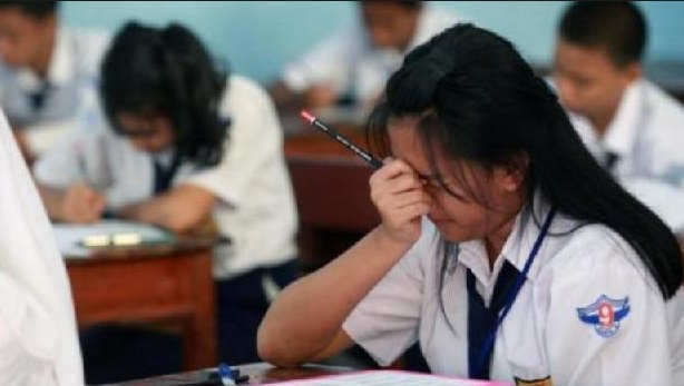 32ujian_nasional.jpg